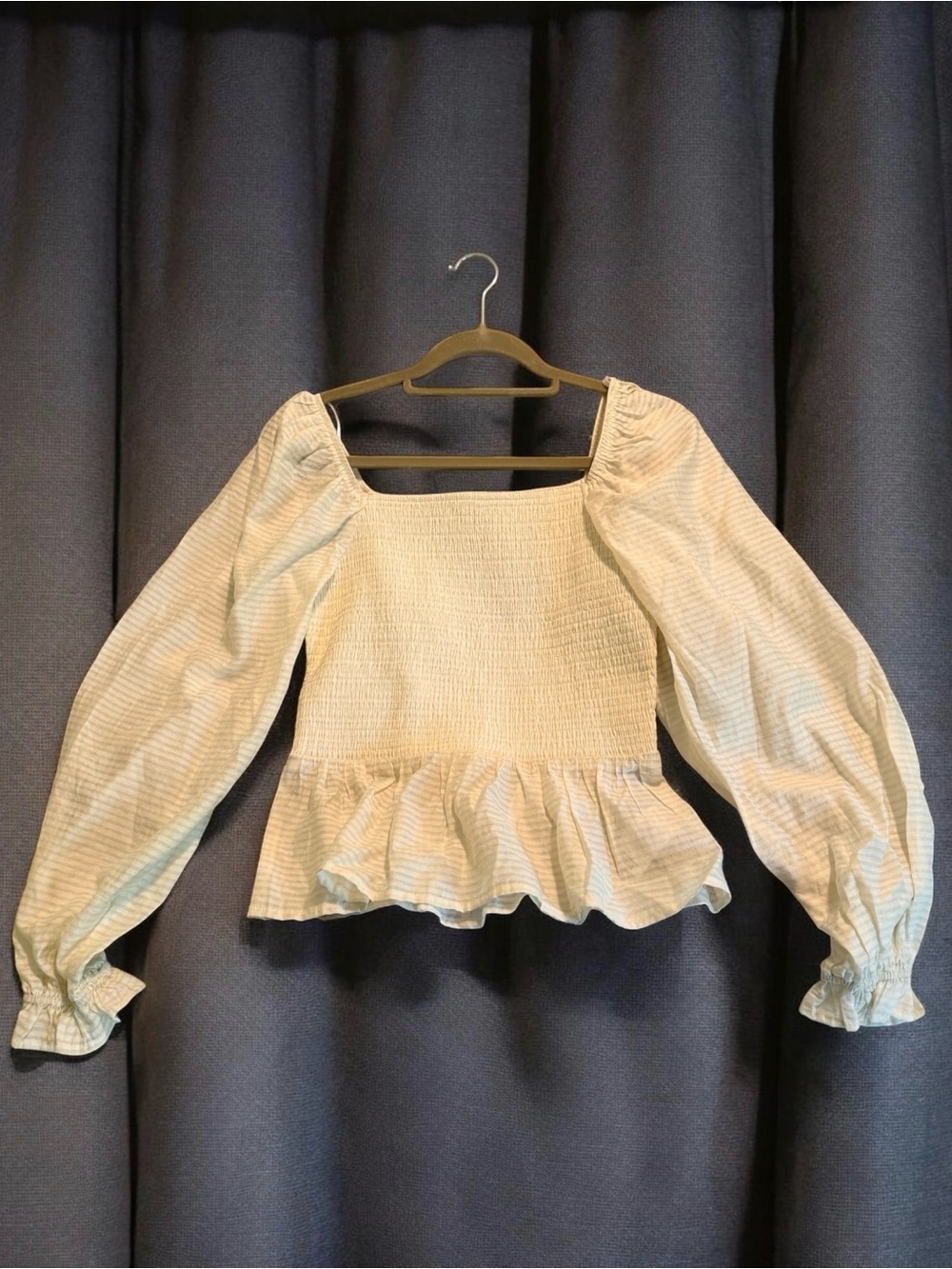 🌺 NWT Francesca's Collections Cream Smocked Square-Neck Peplum Blouse Size S